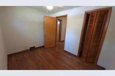 1094 Greenwood Dr, South Park, PA 15236 - Photo 20