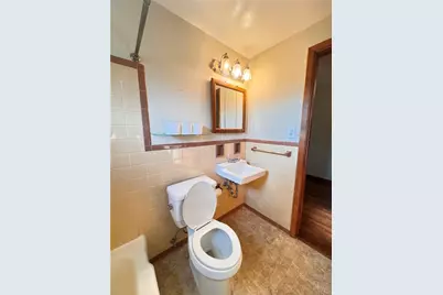 1094 Greenwood Drive, South Park, PA 15236 - Photo 14