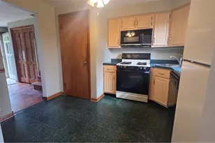 1094 Greenwood Dr, South Park, PA 15236 - Photo 10
