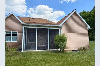 28 Manor Drive, Pine Township, PA 16127 - Photo 2