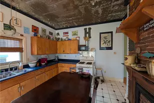 211 Wills Rd, Connellsville, PA 15425 - Photo 16