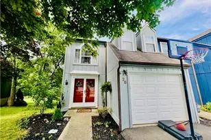 26 Monmouth Dr, Cranberry Township, PA 16066 - Photo 1