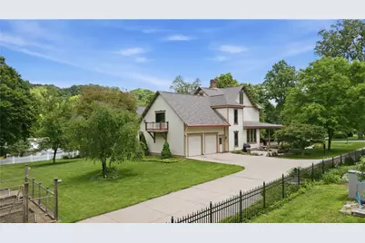 1001 Glenshaw Ave, Pittsburgh, PA 15116 - Photo 2