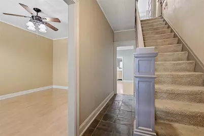 511 McKinley Ave, Vandergrift, PA 15629 - Photo 2
