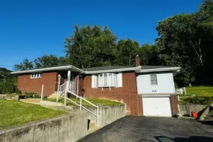 2434 Race Track Rd, Youngwood, PA 15672 - Photo 38