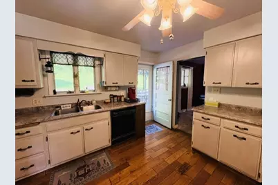 2434 Racetrack Rd, Youngwood, PA 15672 - Photo 20