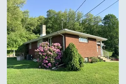 2434 Racetrack Rd, Youngwood, PA 15672 - Photo 4
