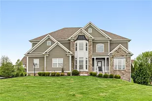 613 Raleigh Dr, Hempfield Township, PA 15601 - Photo 1