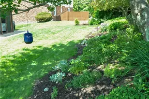 4048 Briarwood Dr, Hempfield Township, PA 15601 - Photo 42