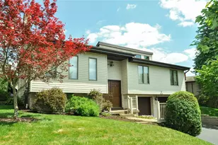 4048 Briarwood Dr, Hempfield Township, PA 15601 - Photo 2
