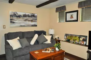 4048 Briarwood Dr, Hempfield Township, PA 15601 - Photo 32
