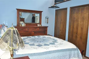 4048 Briarwood Dr, Hempfield Township, PA 15601 - Photo 20