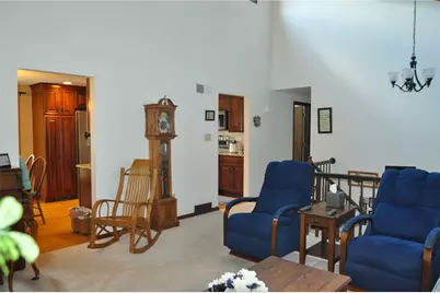 4048 Briarwood Dr., Hempfield Township, PA 15601 - Photo 6