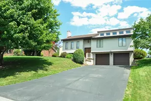 4048 Briarwood Dr, Hempfield Township, PA 15601 - Photo 50