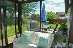 4048 Briarwood Dr, Hempfield Township, PA 15601 - Photo 36