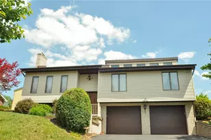 4048 Briarwood Dr, Hempfield Township, PA 15601 - Photo 2