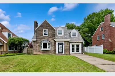 1419 Pacific Ave, Harrison Township, PA 15065 - Photo 2