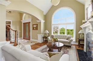 2114 N Villa Ct, Hampton, PA 15044 - Photo 12