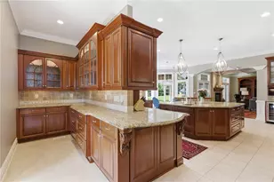 2114 N Villa Ct, Hampton, PA 15044 - Photo 16
