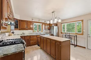 29 Colecrest St, Carnegie, PA 15106 - Photo 10