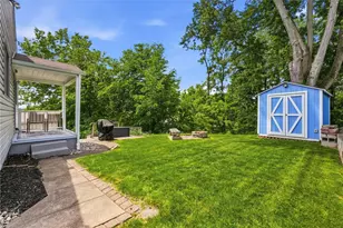29 Colecrest St, Carnegie, PA 15106 - Photo 24