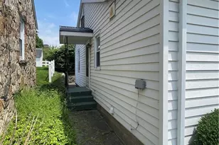 457 Chestnut St, Indiana Boro, PA 15701 - Photo 4
