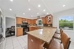 105 Hidden Valley Rd, Monroeville, PA 15146 - Photo 10