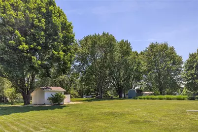 16 Aylesworth Way, Liberty Township, PA 16127 - Photo 34