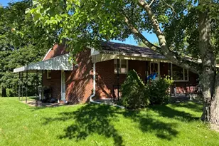 316 Pine Dr, Hopewell Township, PA 15001 - Photo 2