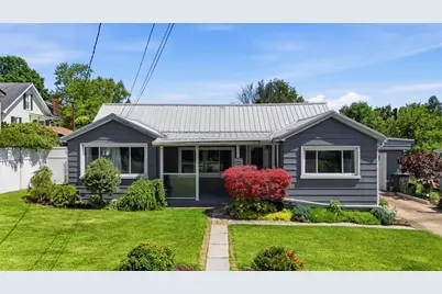 302 3rd St, Oakdale, PA 15071 - Photo 1