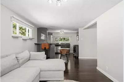 302 3rd St, Oakdale, PA 15071 - Photo 20