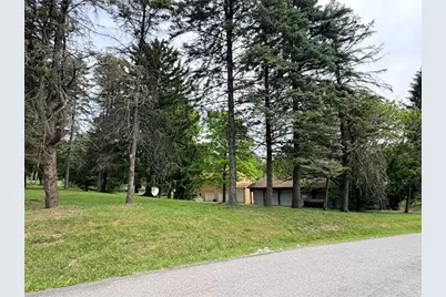 96 &100 S Kings Creek Rd, Hanover Township, PA 15021 - Photo 14