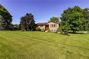 3427 Hills Church Rd, Murrysville, PA 15632 - Photo 2