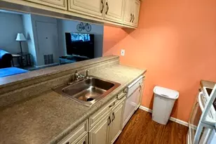1001 Grandview Ave, Bridgeville, PA 15017 - Photo 2