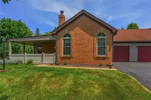 21 Ashford Dr, Cranberry Township, PA 16066 - Photo 1