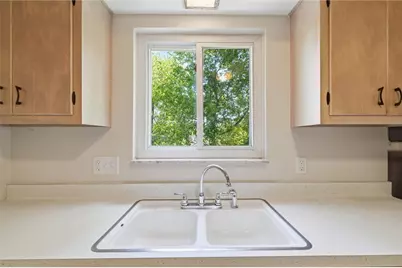 233 Ingram Ave, Pittsburgh, PA 15205 - Photo 10