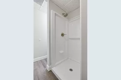 415 Carothers Avenue #3, Scott Township, PA 15106 - Photo 10