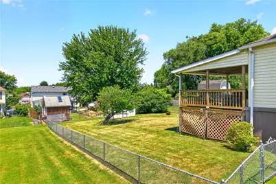 11 Highland Ave, Mount Pleasant Township, PA 15666 - Photo 4