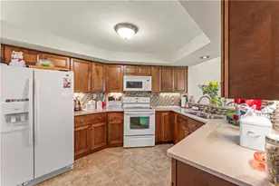 310 Greenwood Dr, North Strabane, PA 15317 - Photo 10
