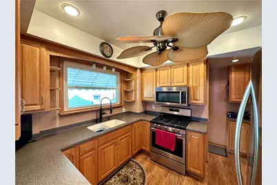 205 E Sheridan Ave, New Castle, PA 16105 - Photo 12