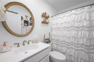 800 Gillian Ln, Cranberry Township, PA 16066 - Photo 30