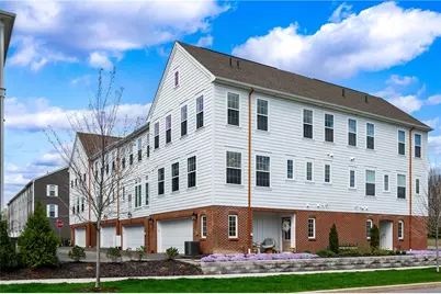 800 Gillian Lane, Cranberry Township, PA 16066 - Photo 2