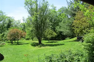 2092 Henderson Ave, Chartiers, PA 15301 - Photo 12