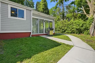 1218 Terrace St, Bridgeville, PA 15017 - Photo 4