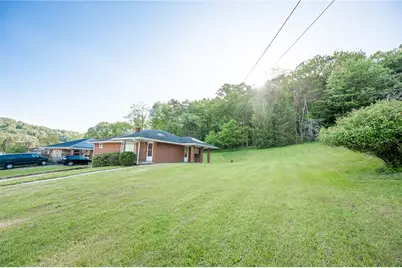 465 N 9th St, White Township, PA 15701 - Photo 8