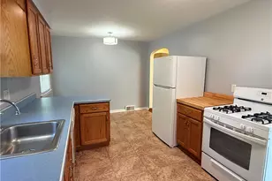 721 Tidball Ave, Grove City Boro, PA 16127 - Photo 4