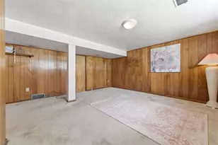 534 Neola, Ross Twp, PA 15237 - Photo 34