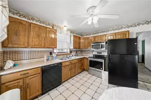 107 9th St, Donora, PA 15033 - Photo 12