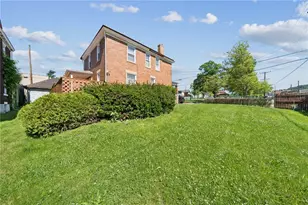 107 9th St, Donora, PA 15033 - Photo 38