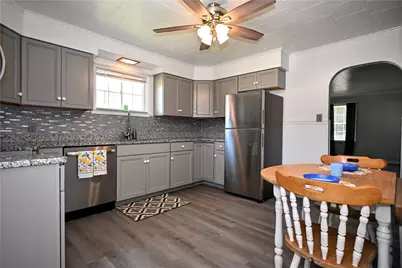620 Eleanor Ave, Scottdale, PA 15683 - Photo 4